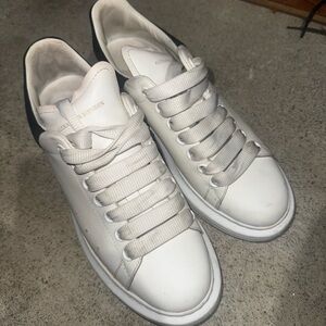 Alexander McQueen sneakers in white/black